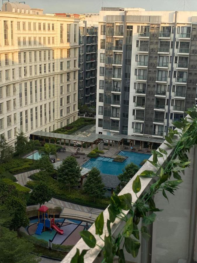 81 Newport C5 10I Balcony & Pool Across Naia T3 Aparthotel Pasay Exterior photo